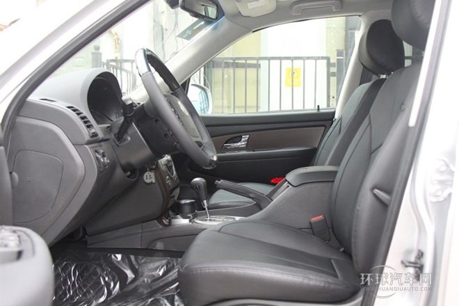 2011款 2.0T 四驅(qū)豪華導(dǎo)航版
