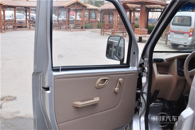 2008款 1.0L基本型標準軸距AF10-06