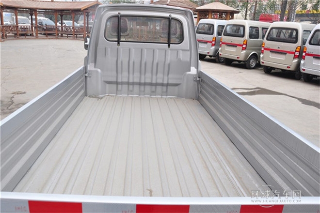 2008款 1.0L基本型標(biāo)準(zhǔn)軸距AF10-06