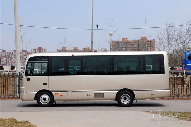 2011款 4.5L-尊貴VIP