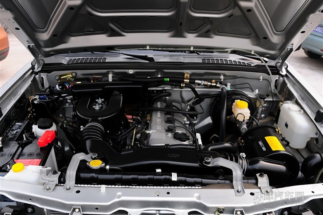 2011款 2.4L汽油四驅(qū)標(biāo)準(zhǔn)型