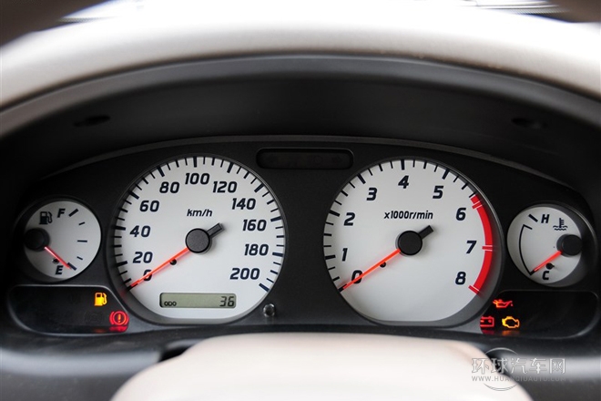 2011款 2.4L汽油四驅(qū)標(biāo)準(zhǔn)型