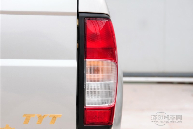 2011款 2.4L汽油四驅(qū)標準型