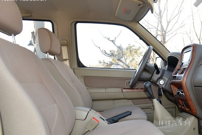 2011款 2.4L汽油四驅高級型