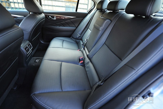 2014款 3.7L 豪華運動版