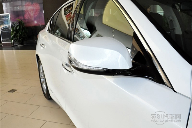 2014款 3.7L 豪華版