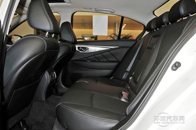 2014款 3.7L 舒適版