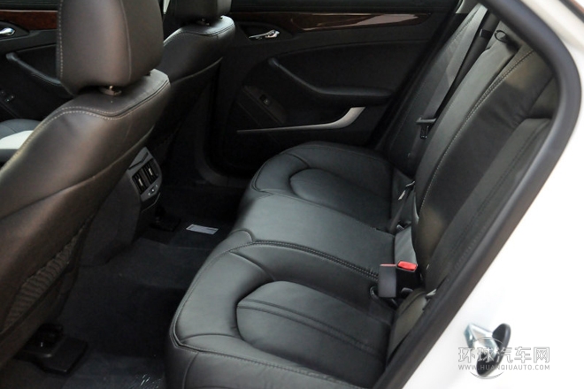 2012款 3.0L 豪華運動版