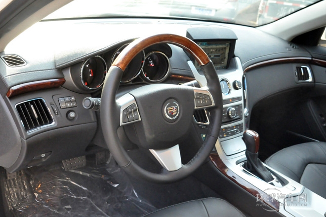 2012款 3.0L 豪華運動版