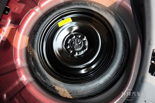 2013款 兩廂經(jīng)典 1.8L AT基本型