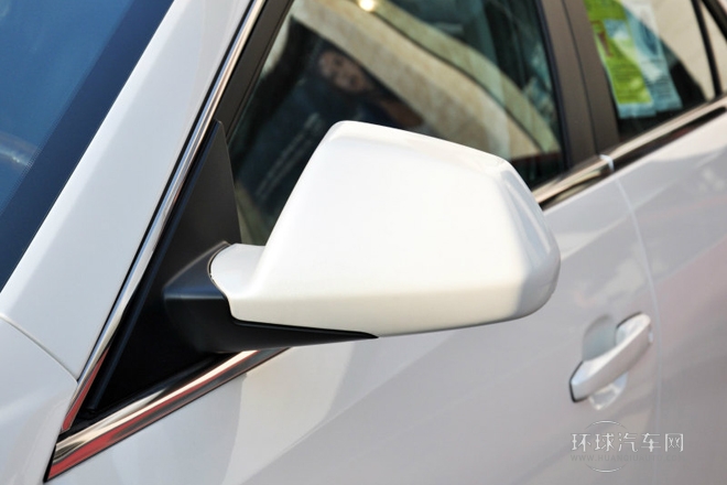 2012款 3.0L 豪華運動版