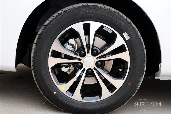 2013款 兩廂 1.5L 手動精英型