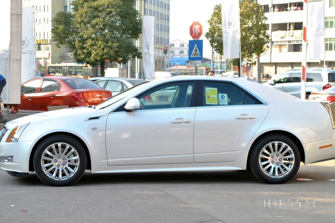 2012款 3.0L 豪華運動版