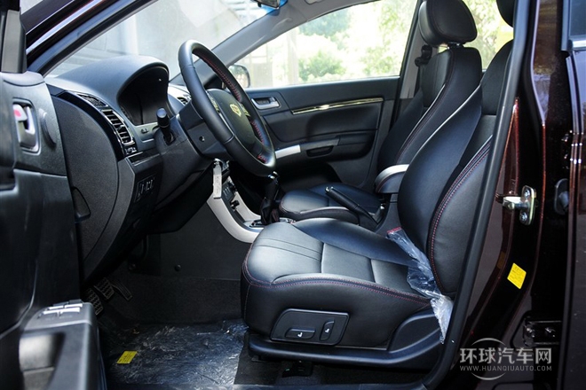 2013款 兩廂 1.5L 手動(dòng)尊貴型