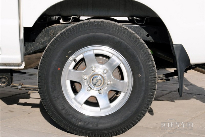 2013款 2.4L汽油兩驅高級型