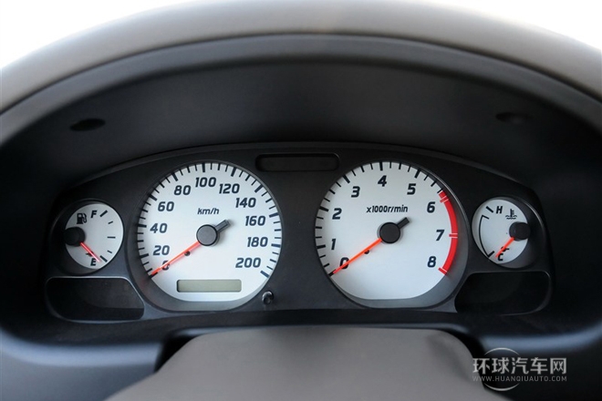 2013款 2.4L汽油兩驅(qū)高級(jí)型