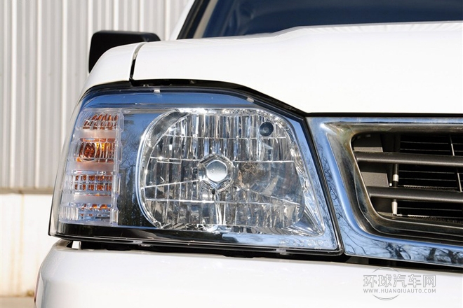 2013款 2.4L汽油兩驅(qū)高級(jí)型