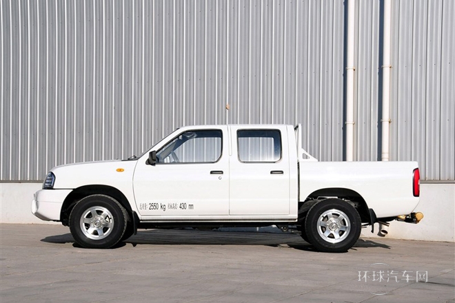 2013款 2.4L汽油兩驅高級型