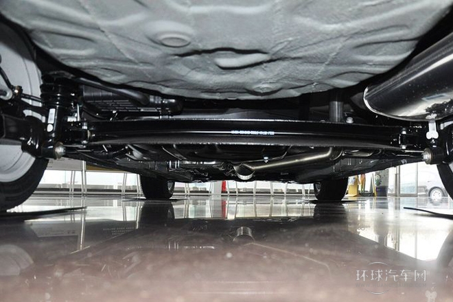 2013款 兩廂 1.8L CVT尊貴型