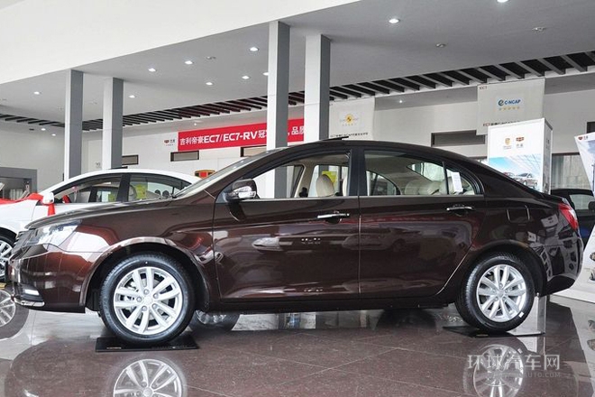 2013款 兩廂 1.8L CVT尊貴型