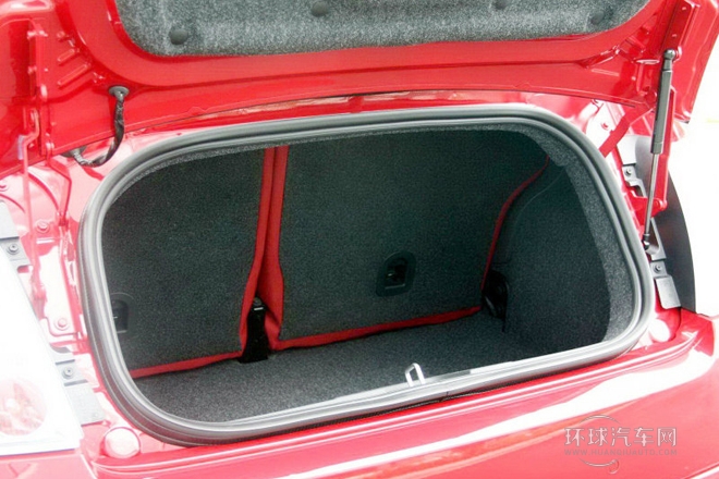 2012款 1.4L 敞篷時(shí)尚版