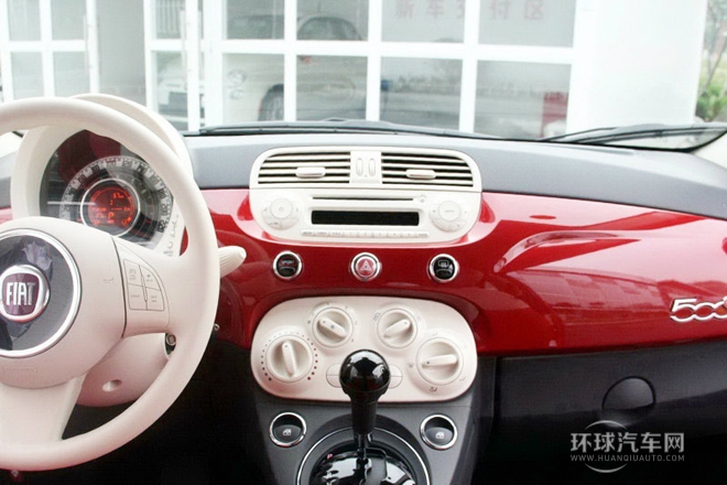 2012款 1.4L 敞篷時尚版