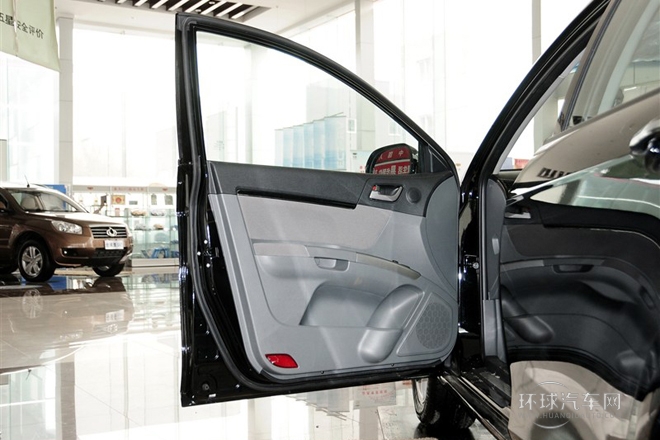 2013款 三廂 1.5L 手動進取型