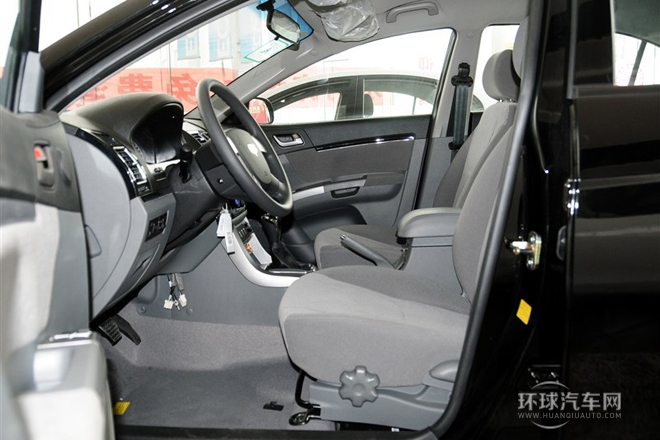 2013款 三廂 1.5L 手動進取型