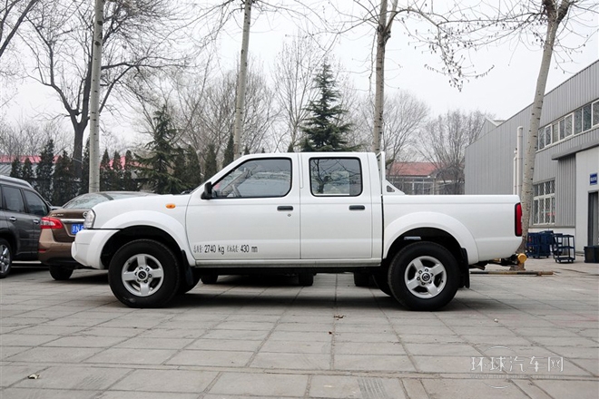 2013款 2.4L汽油四驅標準型