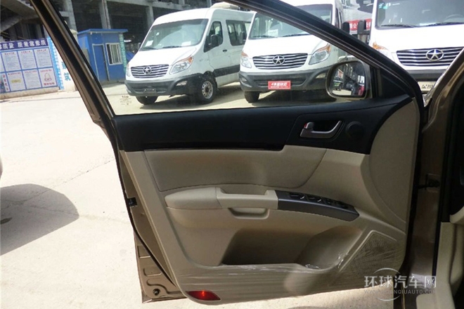 2013款 三廂 1.5L 手動精英型