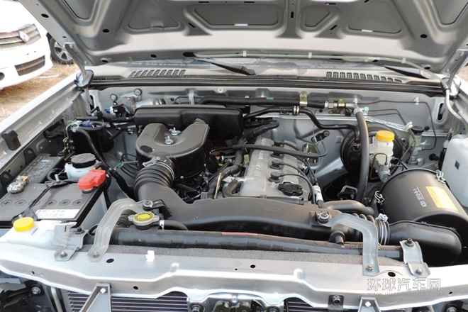 2012款 2.4L兩驅(qū)標(biāo)準(zhǔn)版7座ZN6494