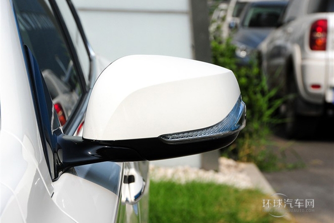 2014款 2.0T 豪華運(yùn)動(dòng)版