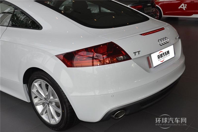 2013款  Coupe 45 TFSI quattro 白色經(jīng)典版