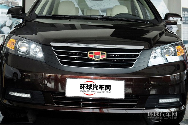 2013款 三廂 1.8L CVT尊貴型