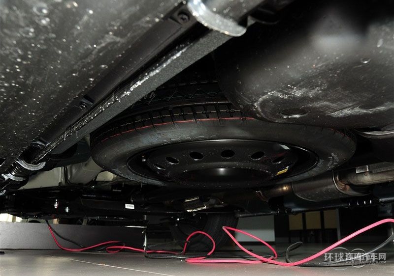 2013款 鋒芒限量版 2.2T 四驅(qū)旗艦型