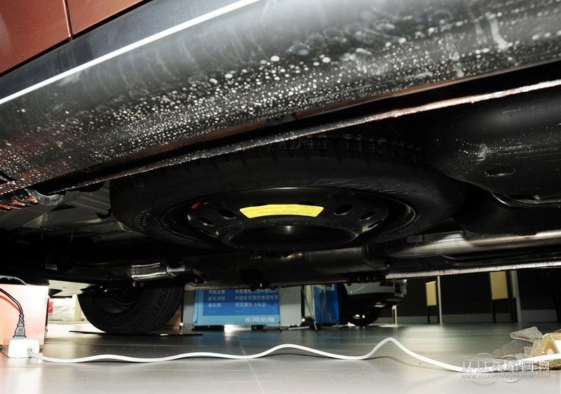 2013款 鋒芒限量版 2.2T 四驅智尊型