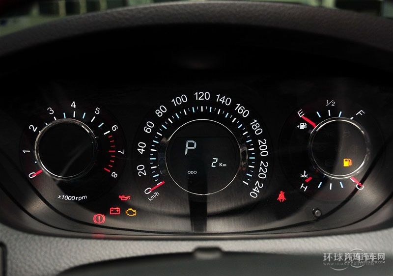 2013款 鋒芒限量版 2.2T 四驅(qū)智尊型