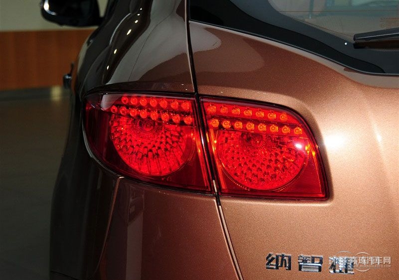 2013款 鋒芒限量版 2.2T 四驅智尊型