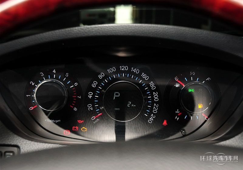 2013款 鋒芒限量版 2.2T 兩驅智慧型