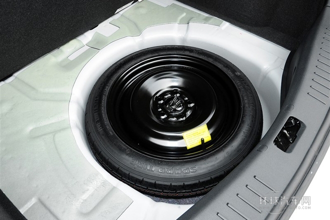 2013款 兩廂經(jīng)典 1.8L MT基本型