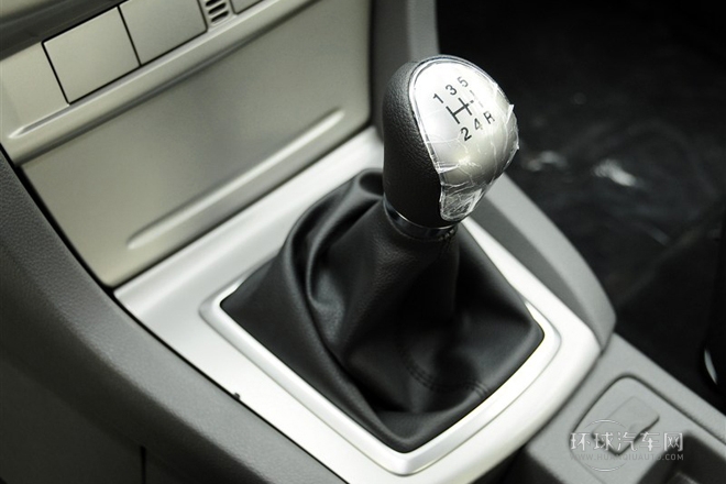 2013款 兩廂經典 1.8L MT基本型