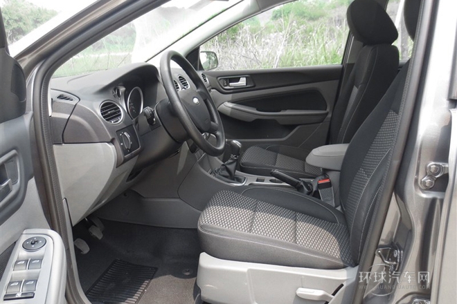 2013款 兩廂經典 1.8L MT百萬紀念版