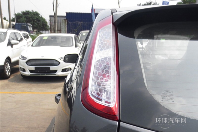 2013款 兩廂經(jīng)典 1.8L MT百萬紀(jì)念版