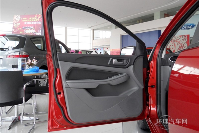 2013款 兩廂經(jīng)典 1.8L AT百萬紀念版