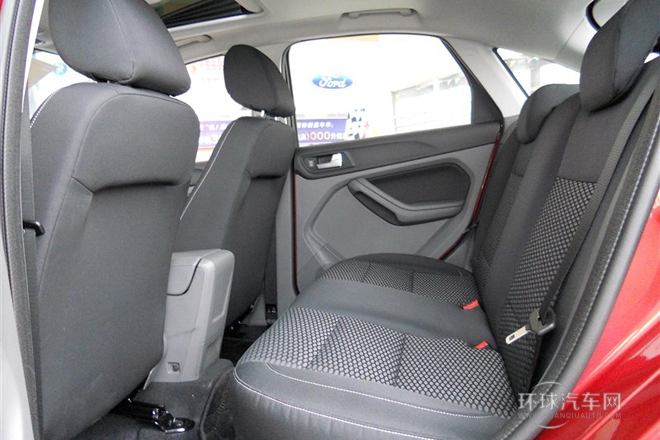 2013款 兩廂經典 1.8L AT百萬紀念版