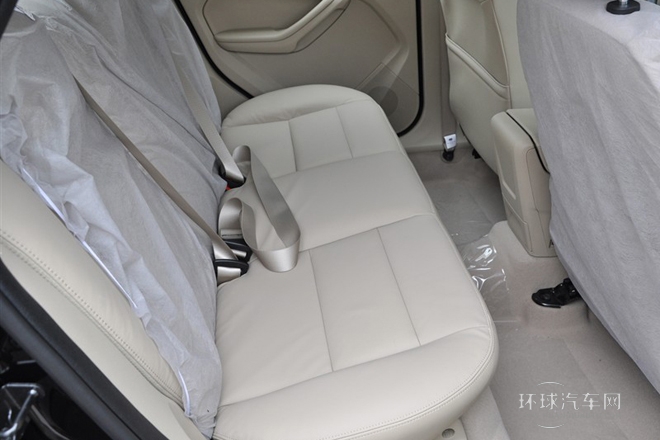 2013款 兩廂經典 1.8L AT時尚型