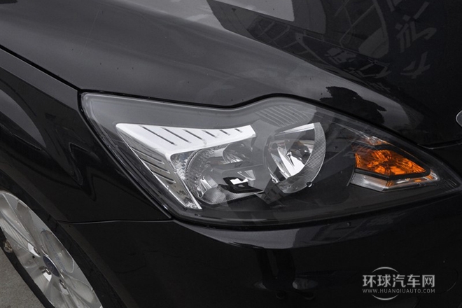 2013款 兩廂經典 1.8L AT時尚型