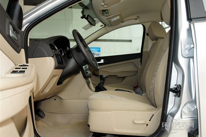 2013款 三廂經(jīng)典 1.8L MT基本型