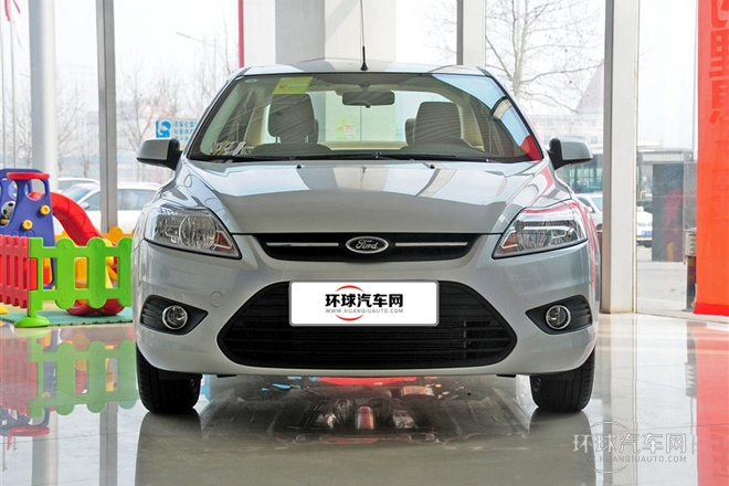 2013款 三廂經(jīng)典 1.8L MT基本型