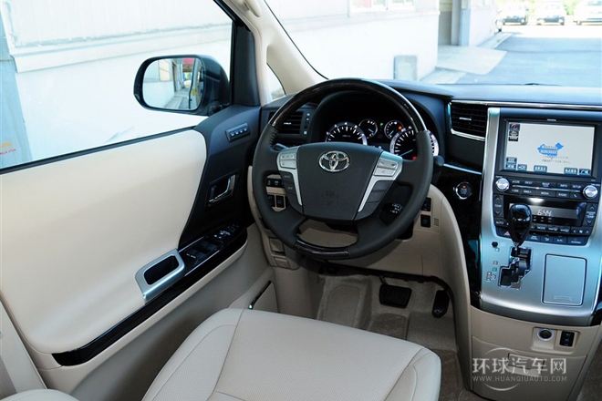 2012款 2.4L 豪華版